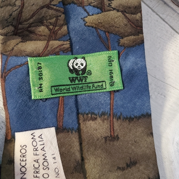 World Wildlife Fund Endangered Rhinoceros Men's Necktie - Picture 8 of 8